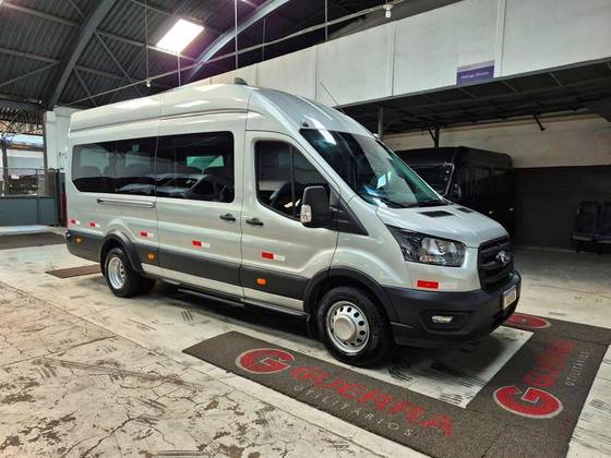 FORD TRANSIT 2.0 ECOBLUE DIESEL MINIBUS 17+1 460E AUTOMÁTICO FORD TRANSIT 2.0 ECOBLUE DIESEL MINIBUS 17+1 460E AUTOMÁTICO